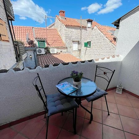 House Ivancic-Free Parking Трогир Стая снимка