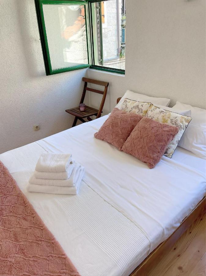 House Ivancic-Free Parking Трогир Екстериор снимка
