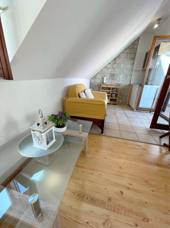 House Ivancic-Free Parking Трогир Екстериор снимка